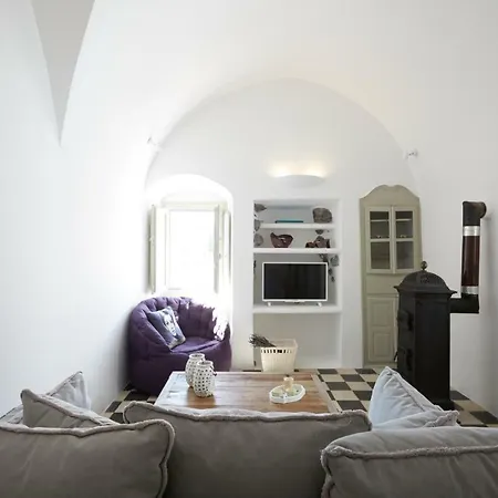Villa Antelmi Messaria (Santorini)