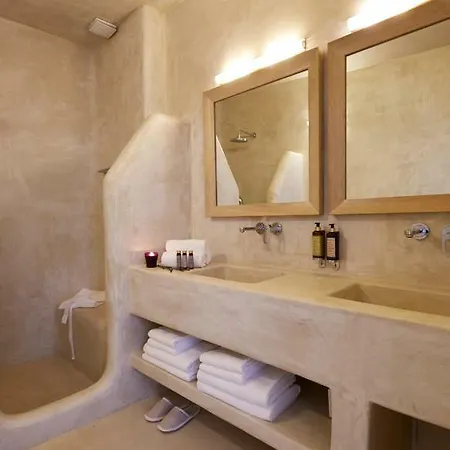 Antelmi Villa Messaria (Santorini)