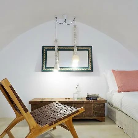 Antelmi Villa Messaria (Santorini)